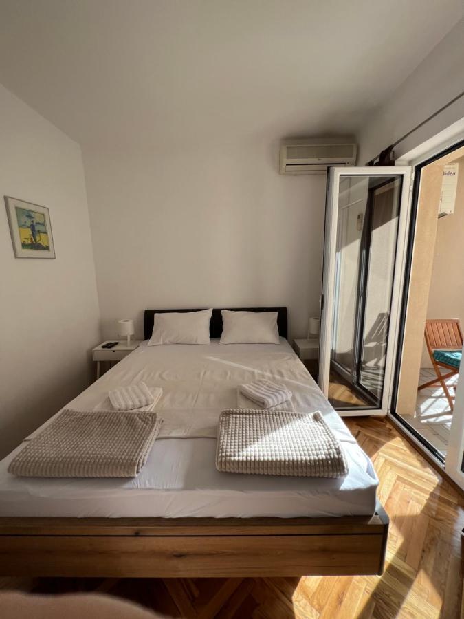 Ksenia Guesthouse Apartments And Studios Budva Eksteriør billede