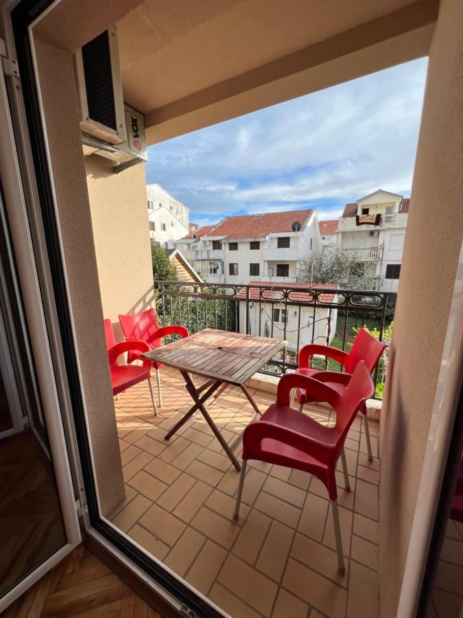 Ksenia Guesthouse Apartments And Studios Budva Eksteriør billede