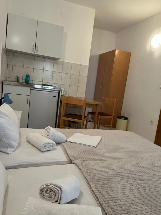 Ksenia Guesthouse Apartments And Studios Budva Eksteriør billede