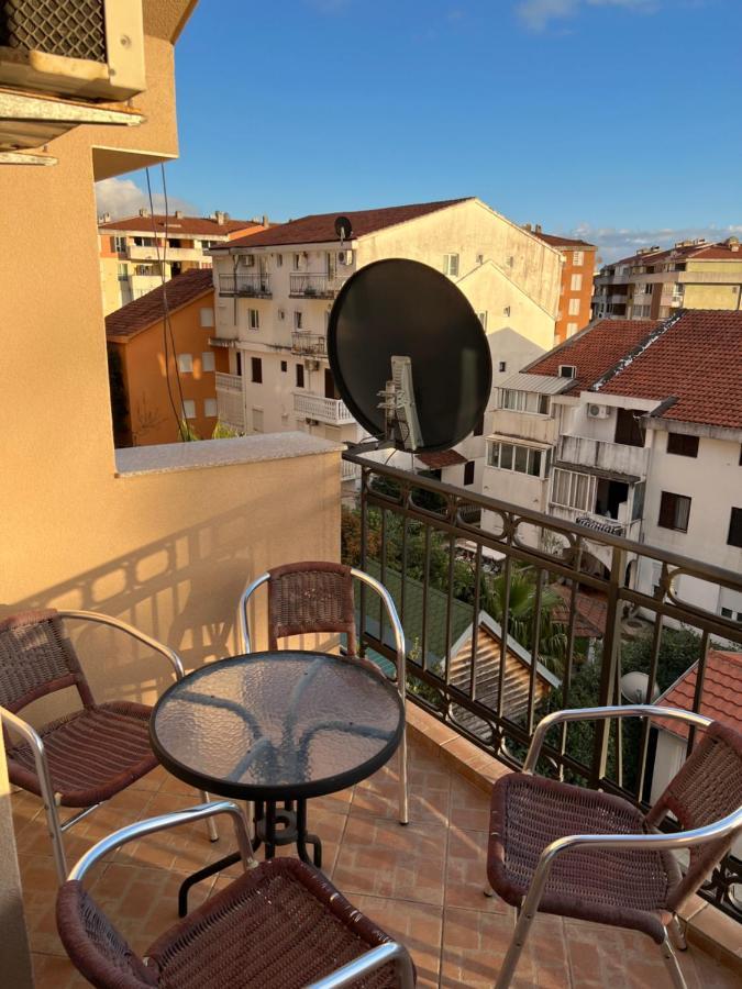 Ksenia Guesthouse Apartments And Studios Budva Eksteriør billede