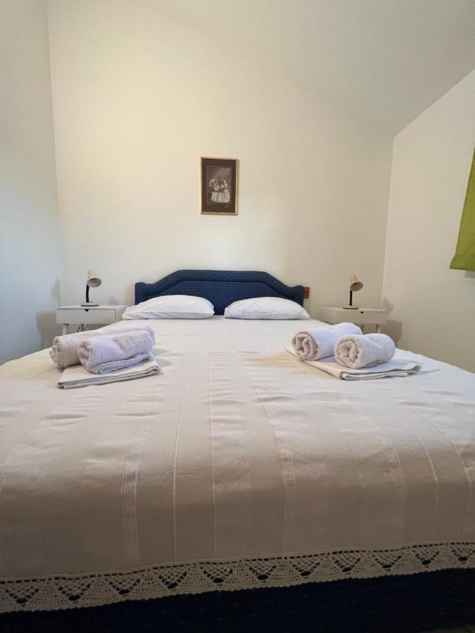 Ksenia Guesthouse Apartments And Studios Budva Eksteriør billede
